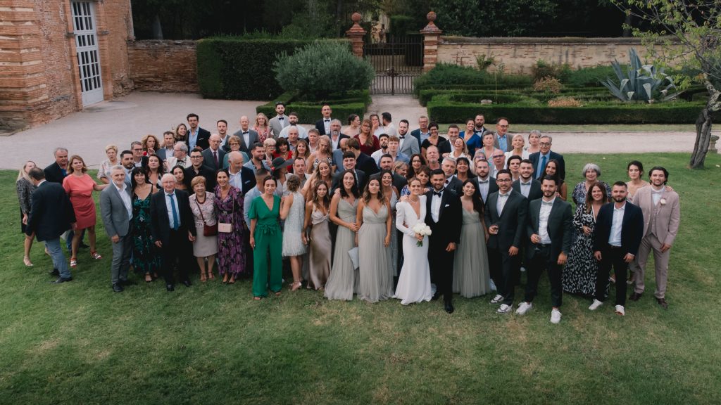 Drone photo de groupe au domaine de Rochemontes